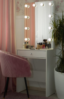 Гримерный столик 10